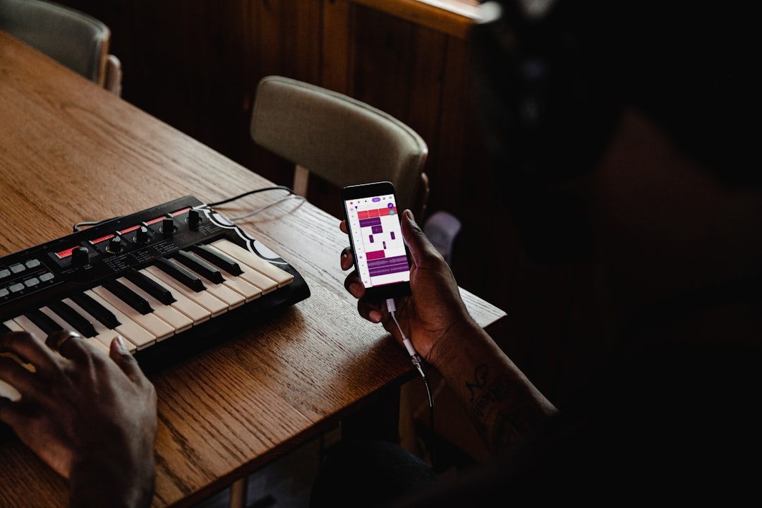 “10 Must-Have Apps for Aspiring Musicians on TakeStage”